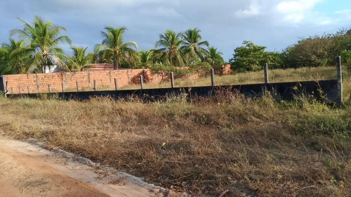 Foto 1 de Terreno / Lote à venda, 2160m2 em Aquiraz - CE
