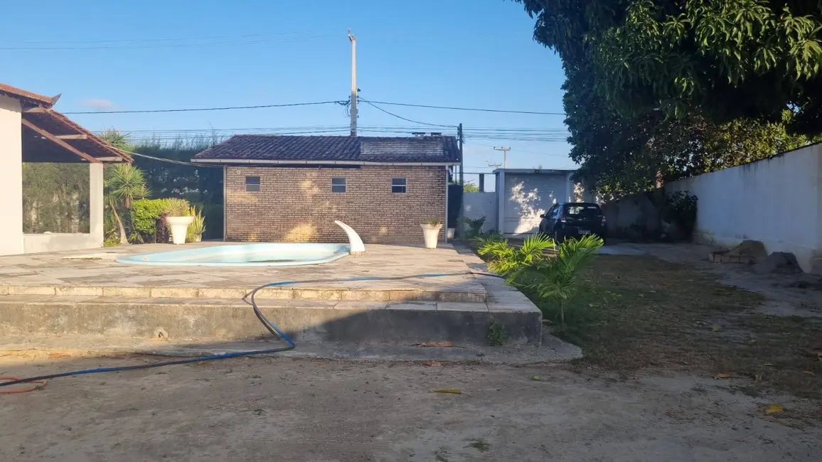 Foto 2 de Casa com 3 quartos à venda, 280m2 em Itaitinga - CE