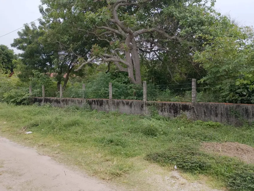 Foto 1 de Terreno / Lote à venda, 2880m2 em Aquiraz - CE