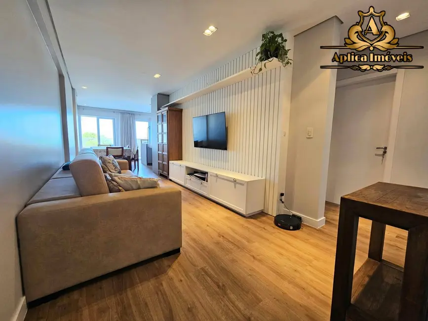 Foto 2 de Apartamento com 3 quartos para alugar, 125m2 em Balneario Picarras - SC