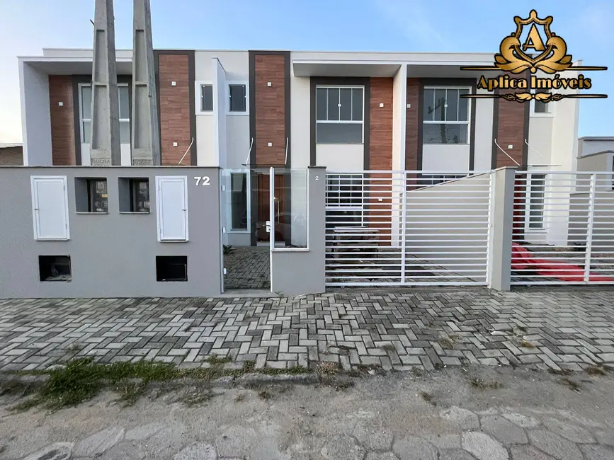 Foto 1 de Casa com 3 quartos à venda, 100m2 em Meia Praia, Navegantes - SC