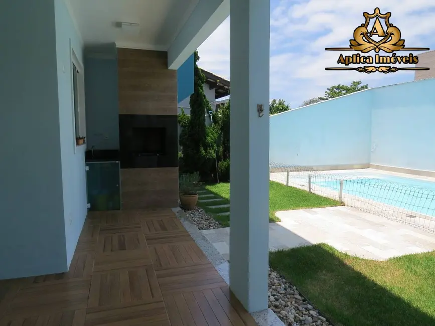 Foto 4 de Casa com 3 quartos à venda, 206m2 em Centro, Navegantes - SC