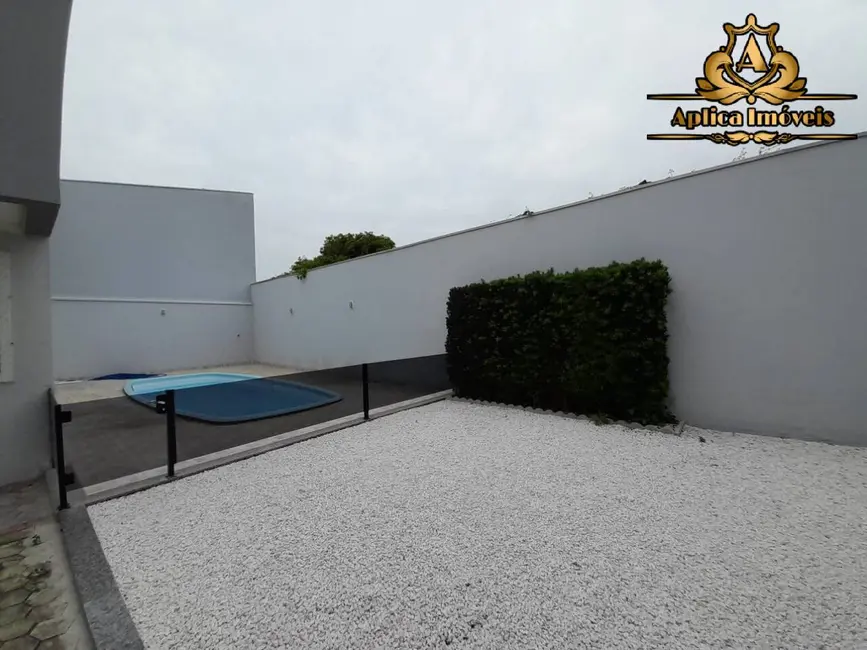 Foto 3 de Casa com 2 quartos à venda, 92m2 em Centro, Navegantes - SC