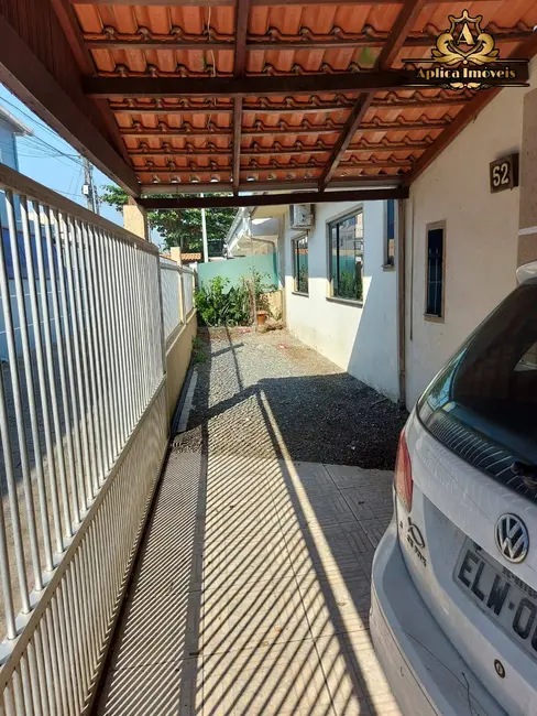 Casa com 3 quartos à venda, 90m2 em Centro, Navegantes - SC - imagem 7 Foto 7 de Casa com 3 quartos à venda, 90m2 em Centro, Navegantes - SC
