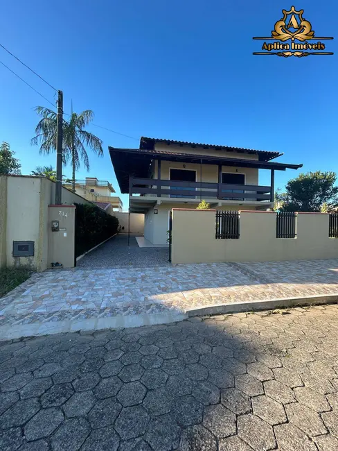 Foto 1 de Casa com 3 quartos à venda, 269m2 em Meia Praia, Navegantes - SC