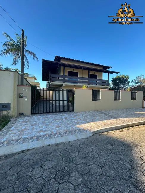 Foto 2 de Casa com 3 quartos à venda, 269m2 em Meia Praia, Navegantes - SC