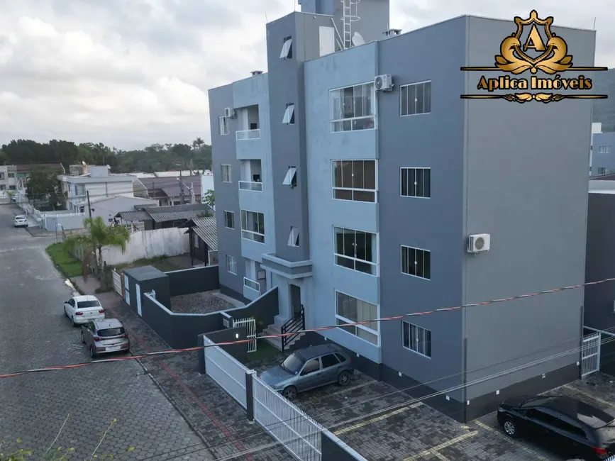 Foto 3 de Apartamento com 2 quartos à venda, 63m2 em Gravatá, Navegantes - SC