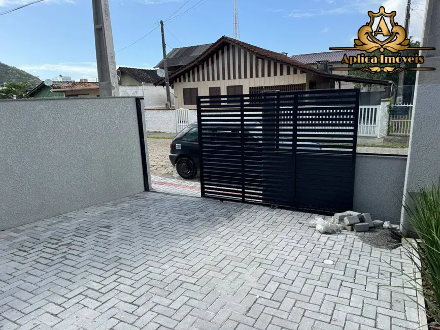 Foto 2 de Casa com 2 quartos à venda, 95m2 em Gravatá, Navegantes - SC