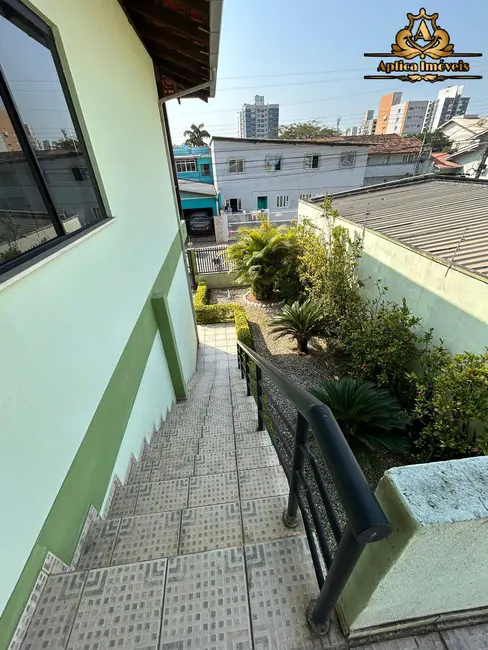 Foto 4 de Casa com 4 quartos à venda, 275m2 em Centro, Navegantes - SC