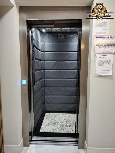 Foto 3 de Apartamento com 3 quartos para alugar, 87m2 em Meia Praia, Navegantes - SC