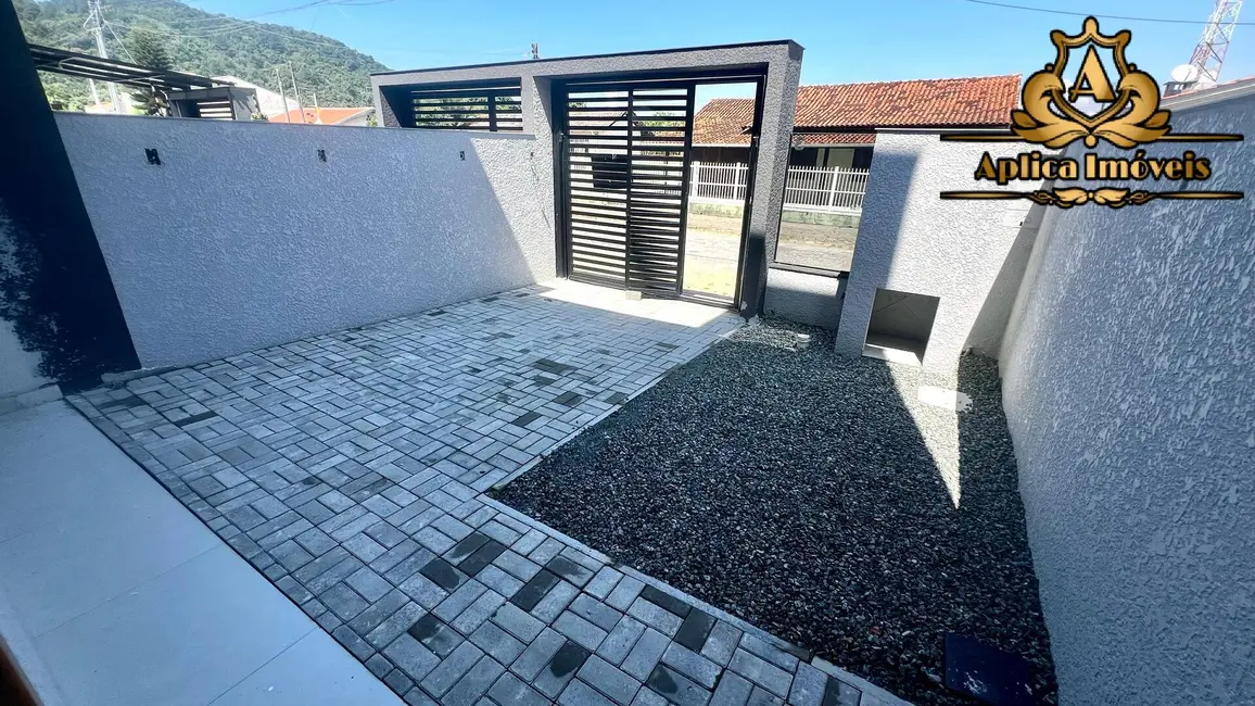 Foto 3 de Casa com 3 quartos à venda, 94m2 em Gravatá, Navegantes - SC