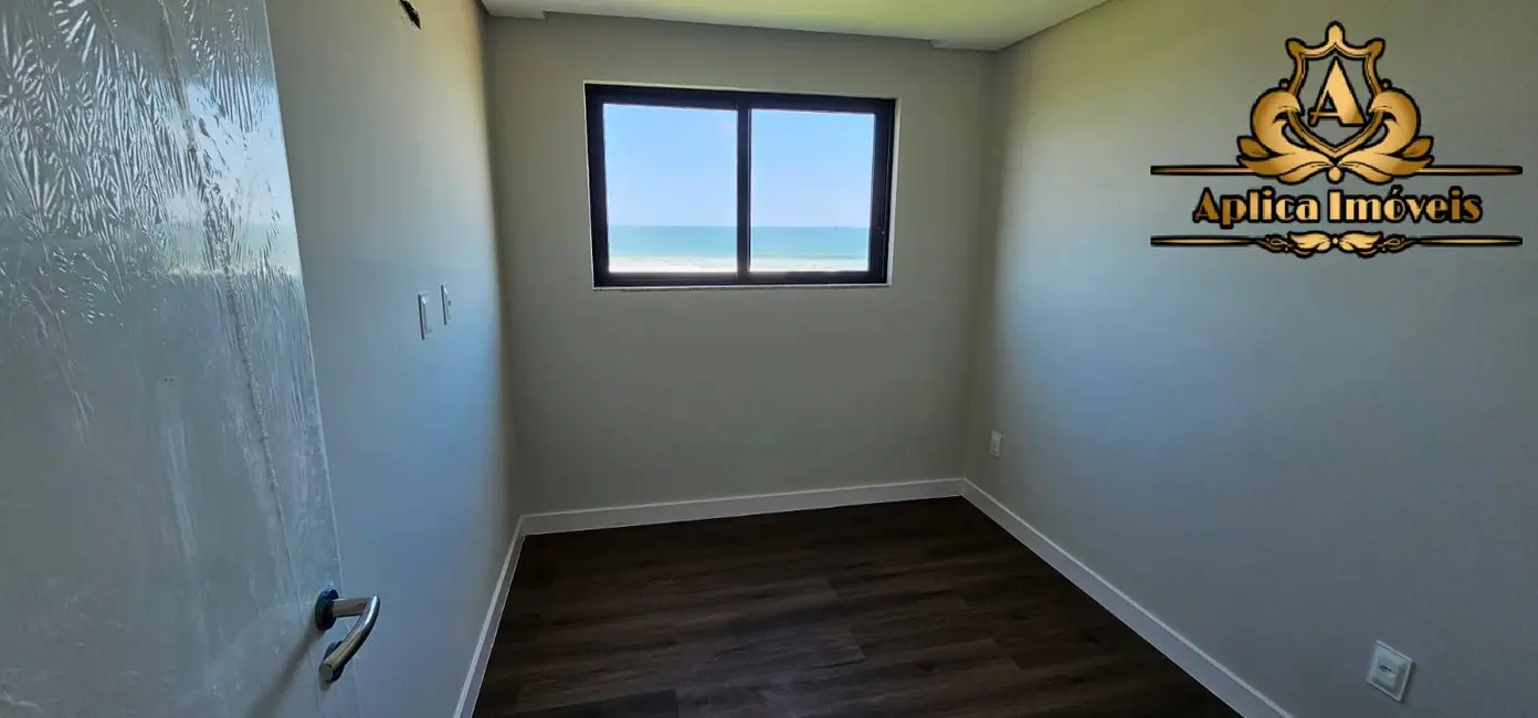 Foto 6 de Apartamento com 3 quartos à venda, 94m2 em Centro, Navegantes - SC