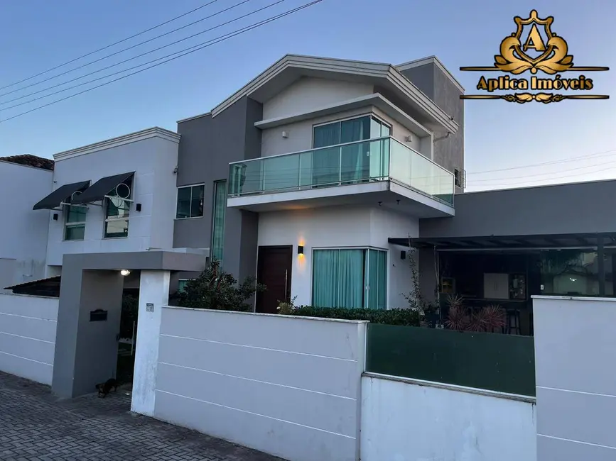 Foto 3 de Apartamento com 3 quartos à venda, 215m2 em Centro, Navegantes - SC