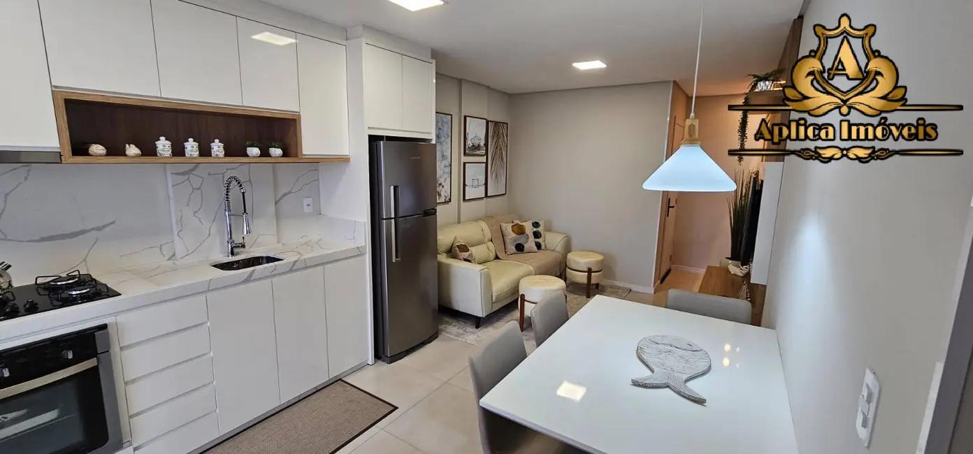 Foto 3 de Apartamento com 2 quartos à venda, 70m2 em Meia Praia, Navegantes - SC