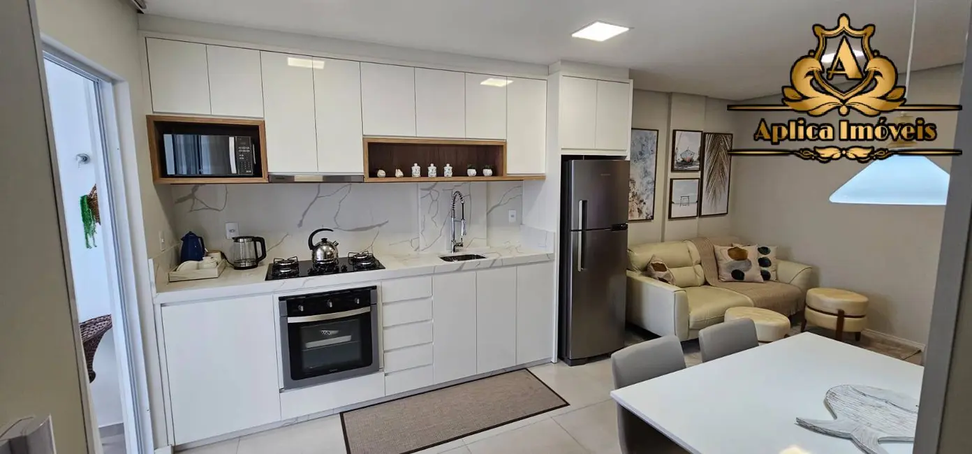 Foto 4 de Apartamento com 2 quartos à venda, 70m2 em Meia Praia, Navegantes - SC