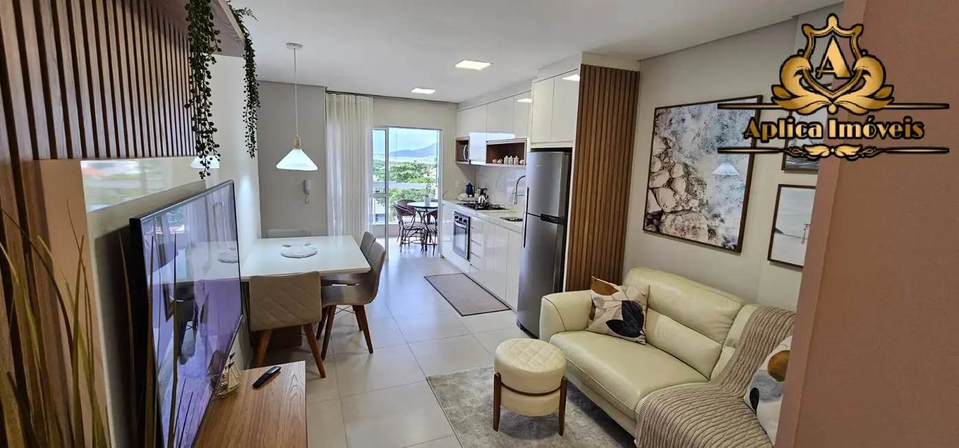 Foto 1 de Apartamento com 2 quartos à venda, 70m2 em Meia Praia, Navegantes - SC