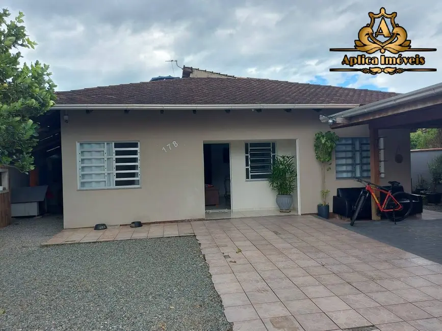 Foto 1 de Casa com 4 quartos à venda, 319m2 em Meia Praia, Navegantes - SC