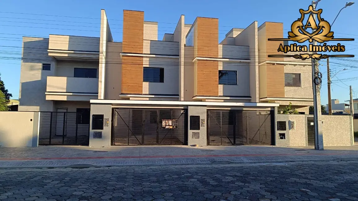 Foto 1 de Casa com 3 quartos à venda, 120m2 em Centro, Navegantes - SC
