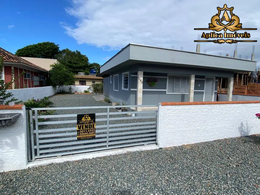 Foto 1 de Casa com 2 quartos à venda, 330m2 em Meia Praia, Navegantes - SC