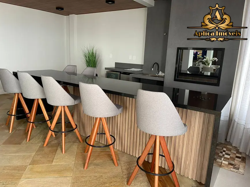 Foto 2 de Apartamento com 5 quartos à venda, 337m2 em Centro, Navegantes - SC