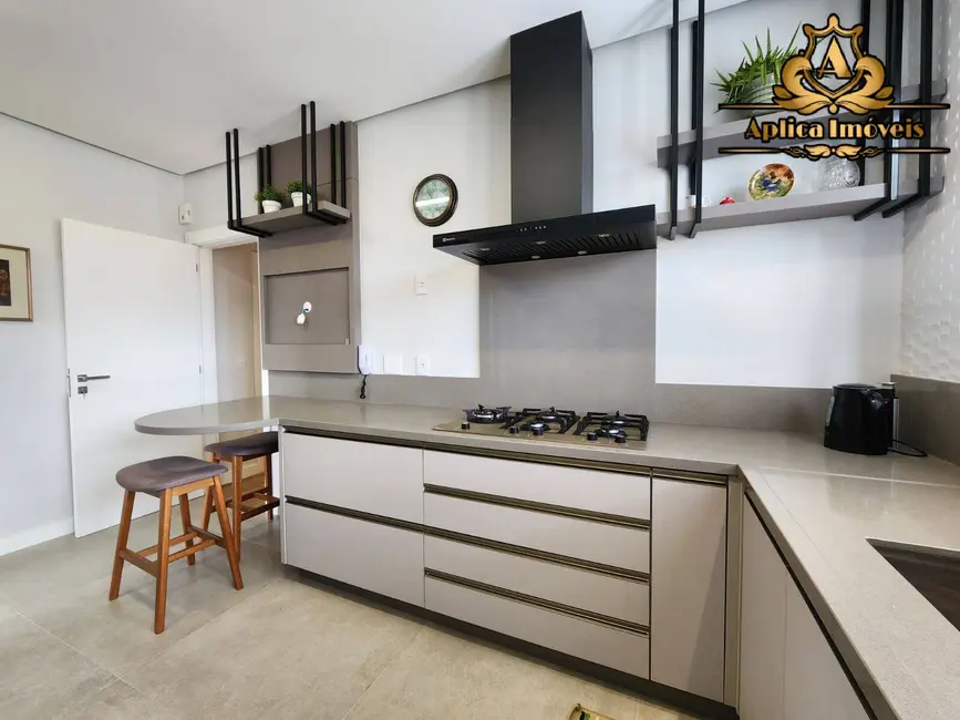 Foto 5 de Apartamento com 5 quartos à venda, 337m2 em Centro, Navegantes - SC