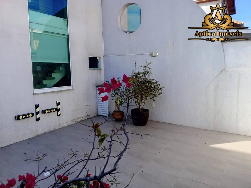 Casa com 3 quartos à venda, 154m2 em Centro, Navegantes - SC - imagem 3 Foto 3 de Casa com 3 quartos à venda, 154m2 em Centro, Navegantes - SC