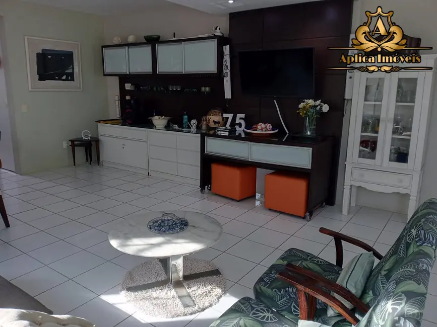 Casa com 3 quartos à venda, 154m2 em Centro, Navegantes - SC - imagem 7 Foto 7 de Casa com 3 quartos à venda, 154m2 em Centro, Navegantes - SC