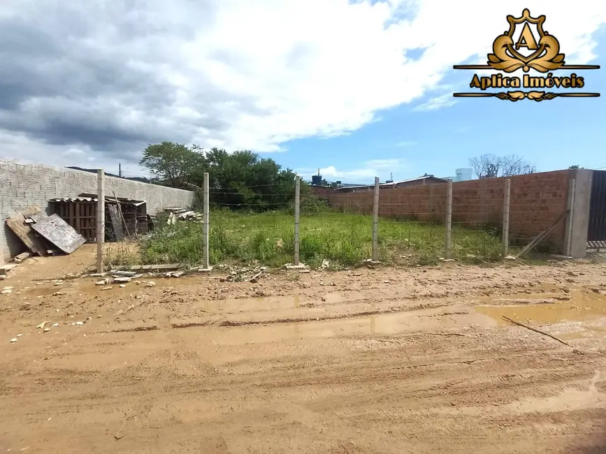 Foto 1 de Terreno / Lote à venda, 350m2 em Meia Praia, Navegantes - SC