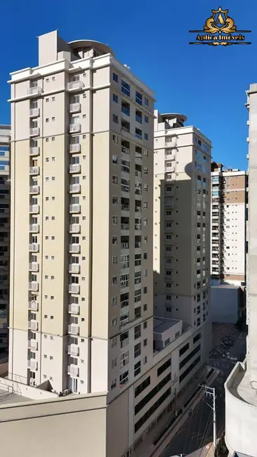Foto 2 de Apartamento com 2 quartos à venda, 70m2 em Itapema - SC