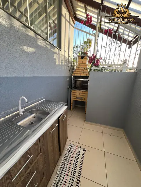 Foto 2 de Apartamento com 3 quartos para alugar, 65m2 em Meia Praia, Navegantes - SC