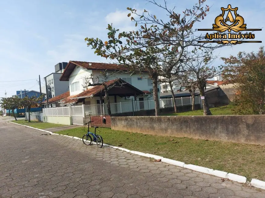 Foto 4 de Terreno / Lote à venda, 300m2 em Meia Praia, Navegantes - SC