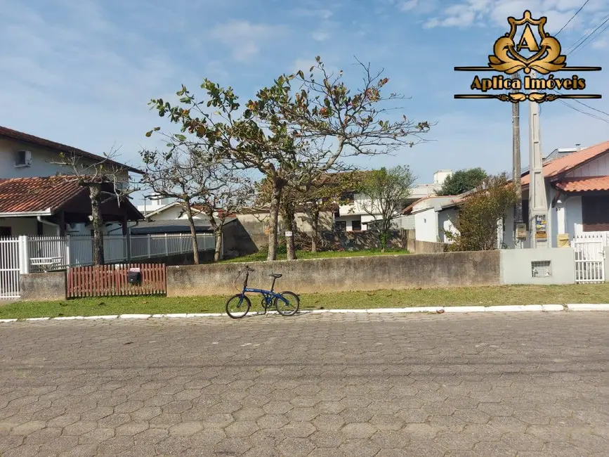 Foto 2 de Terreno / Lote à venda, 300m2 em Meia Praia, Navegantes - SC
