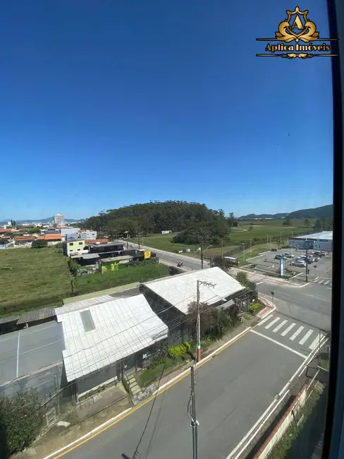 Foto 4 de Apartamento com 3 quartos à venda, 92m2 em Gravatá, Navegantes - SC