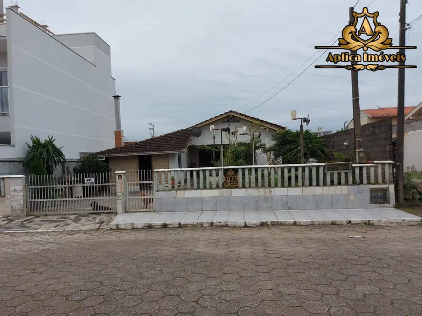 Foto 1 de Casa com 3 quartos à venda, 100m2 em Gravatá, Navegantes - SC