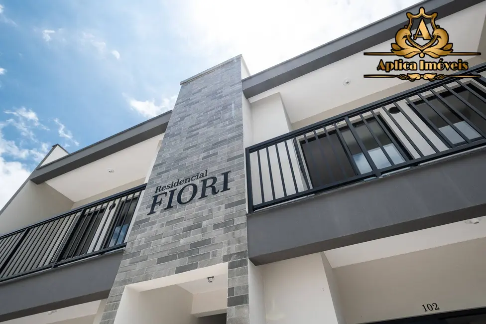 Foto 3 de Apartamento com 2 quartos à venda, 46m2 em Espinheiros, Itajai - SC