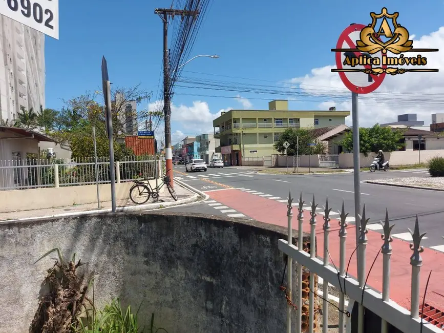 Foto 4 de Casa com 3 quartos à venda, 90m2 em Meia Praia, Navegantes - SC