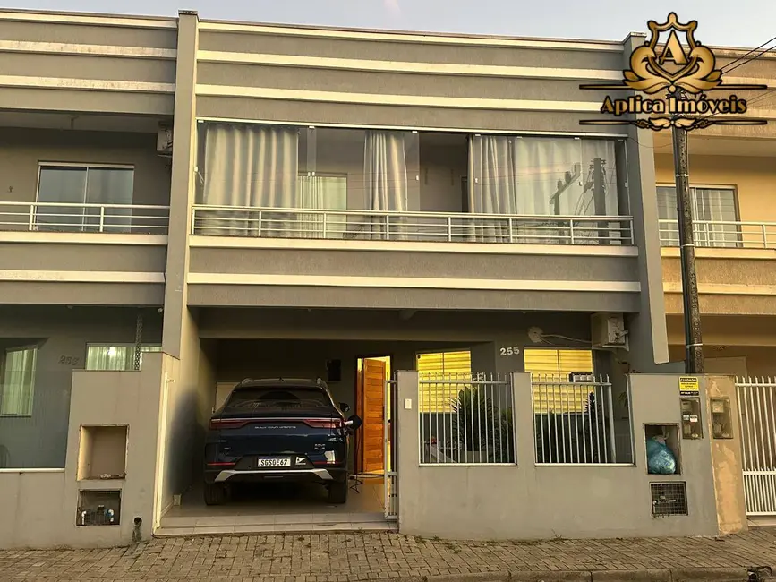 Foto 1 de Casa com 3 quartos à venda, 117m2 em Meia Praia, Navegantes - SC