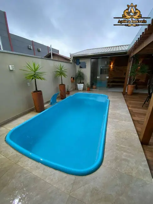 Foto 9 de Casa com 2 quartos à venda, 72m2 em Centro, Navegantes - SC