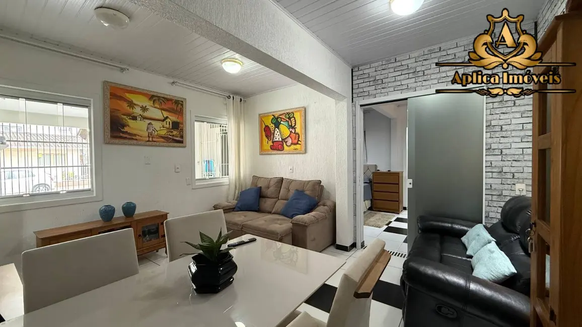 Foto 9 de Casa com 2 quartos à venda, 121m2 em Meia Praia, Navegantes - SC