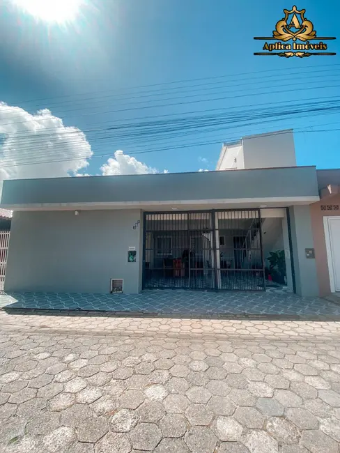 Foto 1 de Casa com 2 quartos à venda, 121m2 em Meia Praia, Navegantes - SC