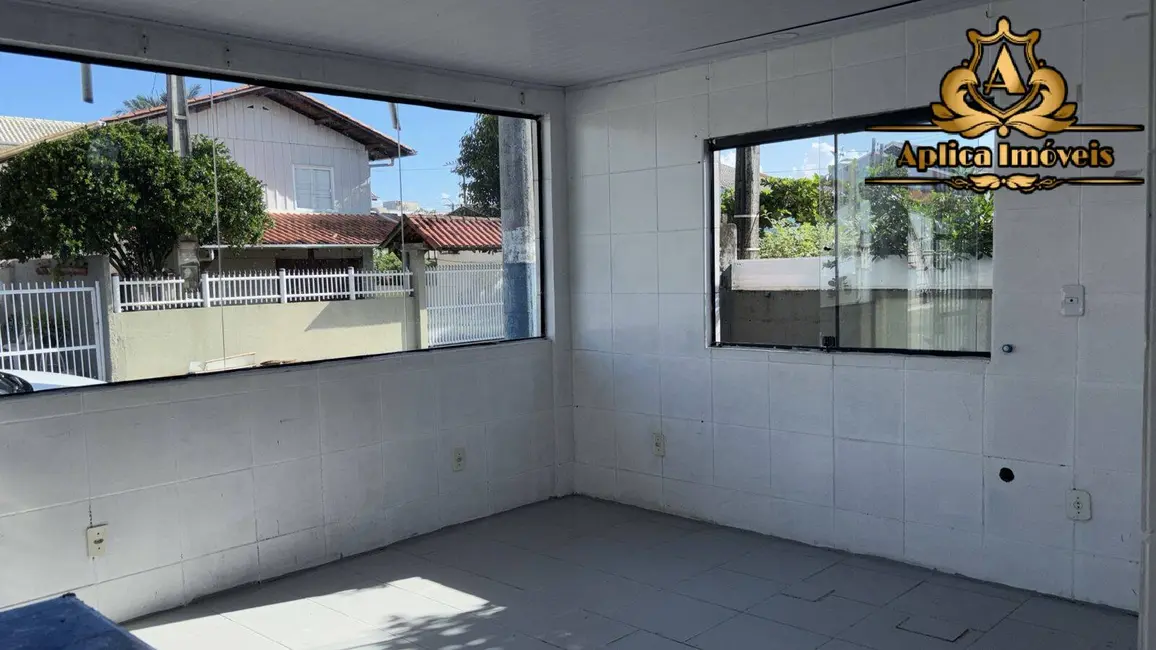 Foto 2 de Sala Comercial para alugar, 45m2 em Meia Praia, Navegantes - SC
