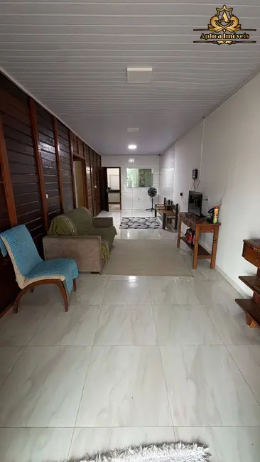 Casa com 2 quartos para alugar, 100m2 em Meia Praia, Navegantes - SC - imagem 8 Foto 8 de Casa com 2 quartos para alugar, 100m2 em Meia Praia, Navegantes - SC
