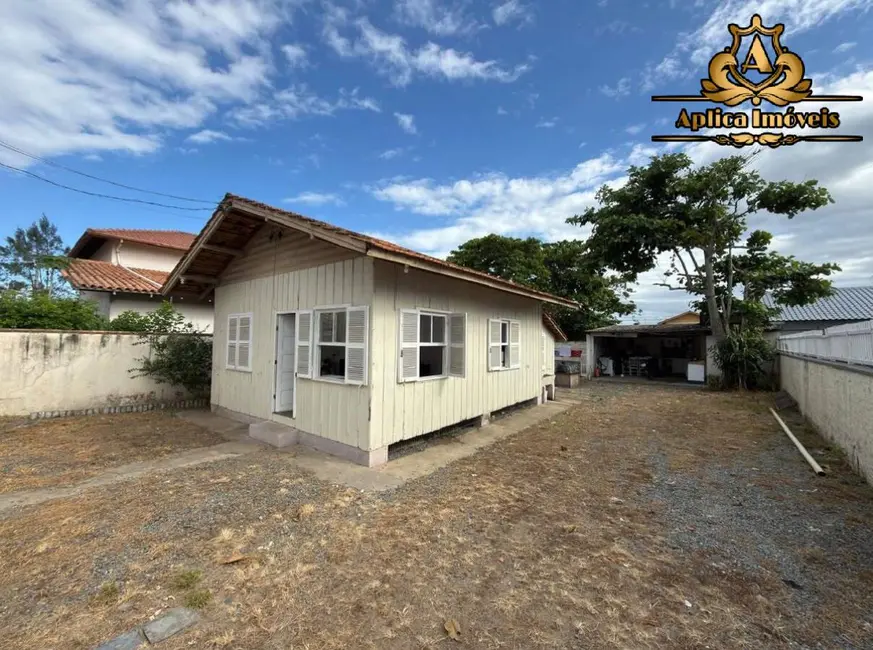 Foto 4 de Casa com 2 quartos à venda, 55m2 em Meia Praia, Navegantes - SC