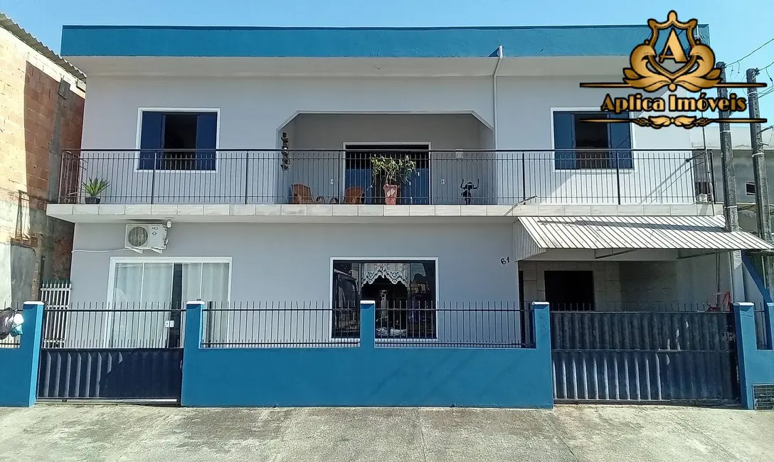 Foto 3 de Casa com 3 quartos à venda, 108m2 em Nossa Senhora das Graças, Navegantes - SC