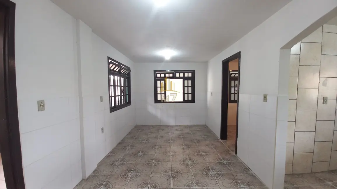Casa com 2 quartos para alugar, 60m2 em Passo Manso, Blumenau - SC - imagem 4 Foto 4 de Casa com 2 quartos para alugar, 60m2 em Passo Manso, Blumenau - SC