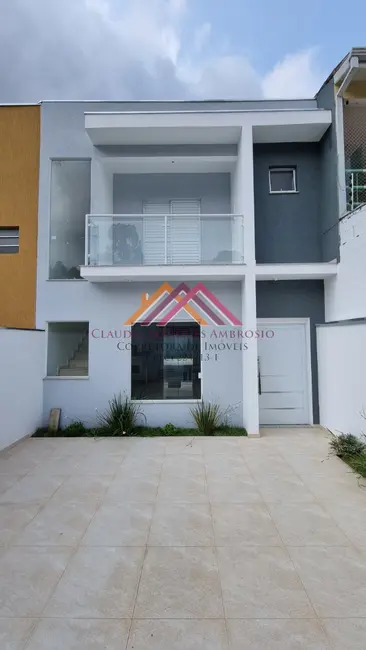 Foto 2 de Sobrado com 3 quartos à venda, 143m2 em Laranjeiras, Caieiras - SP