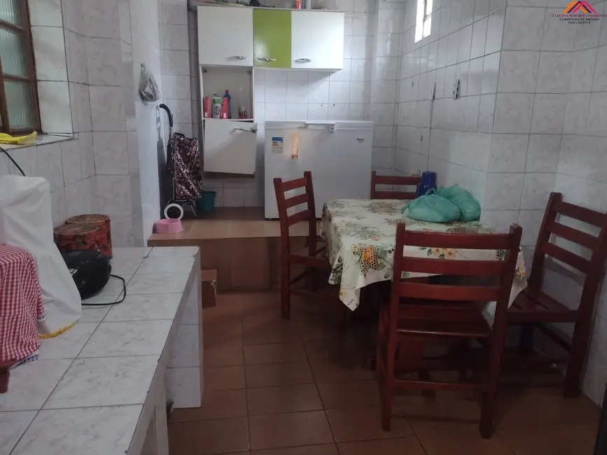 Foto 9 de Casa com 4 quartos à venda, 213m2 em Vila Olinda, Franco Da Rocha - SP