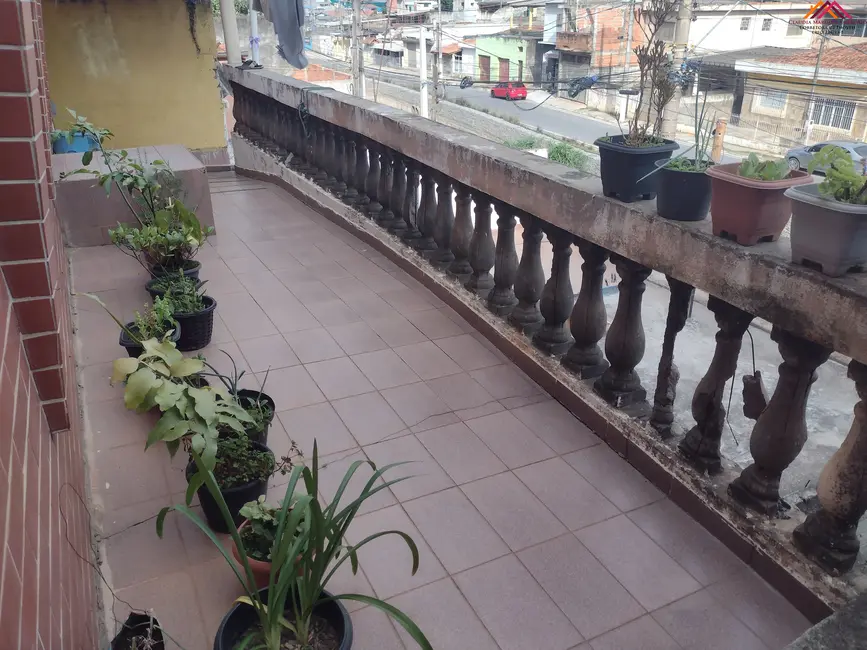 Foto 7 de Casa com 4 quartos à venda, 213m2 em Vila Olinda, Franco Da Rocha - SP