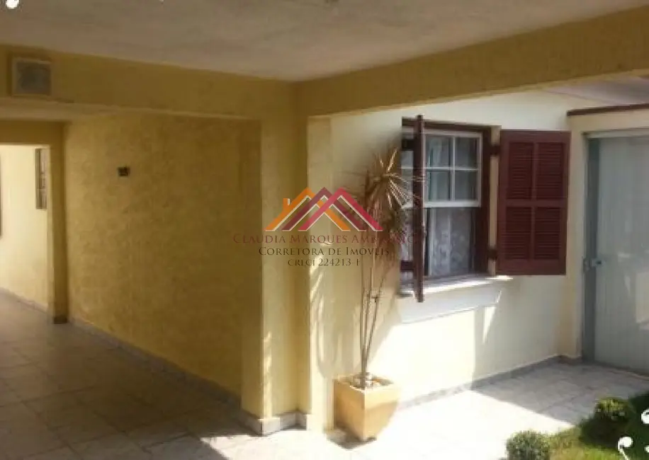 Foto 3 de Casa com 4 quartos à venda, 271m2 em Região Central, Caieiras - SP