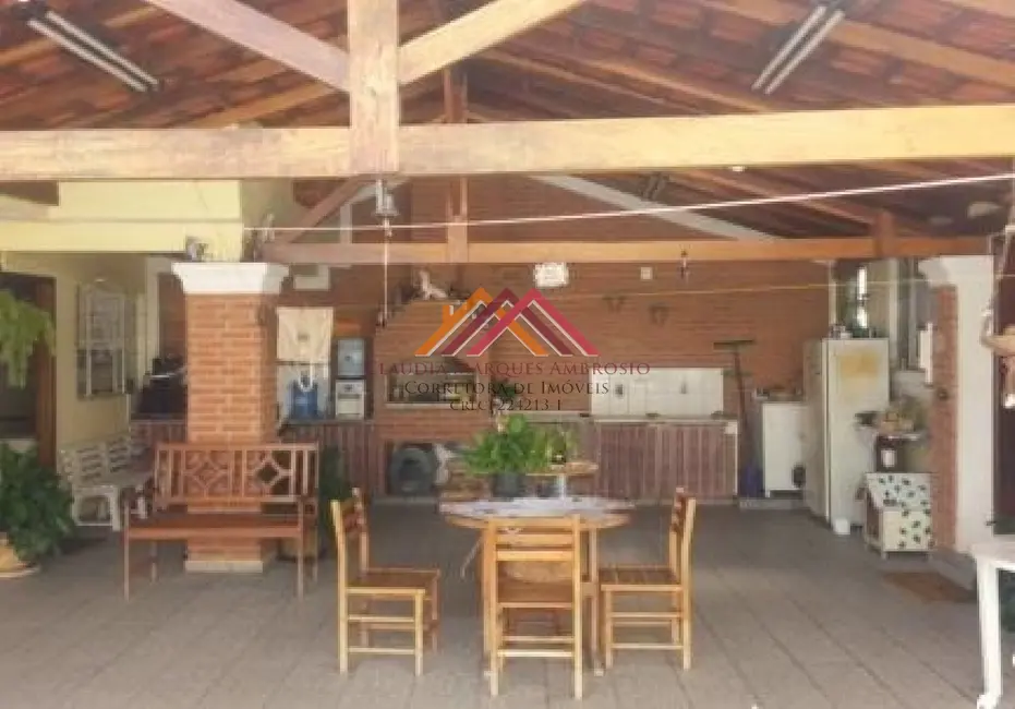 Foto 8 de Casa com 4 quartos à venda, 271m2 em Região Central, Caieiras - SP